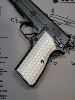 SA-35 Grips Dragon Scale Textured Pearl Color