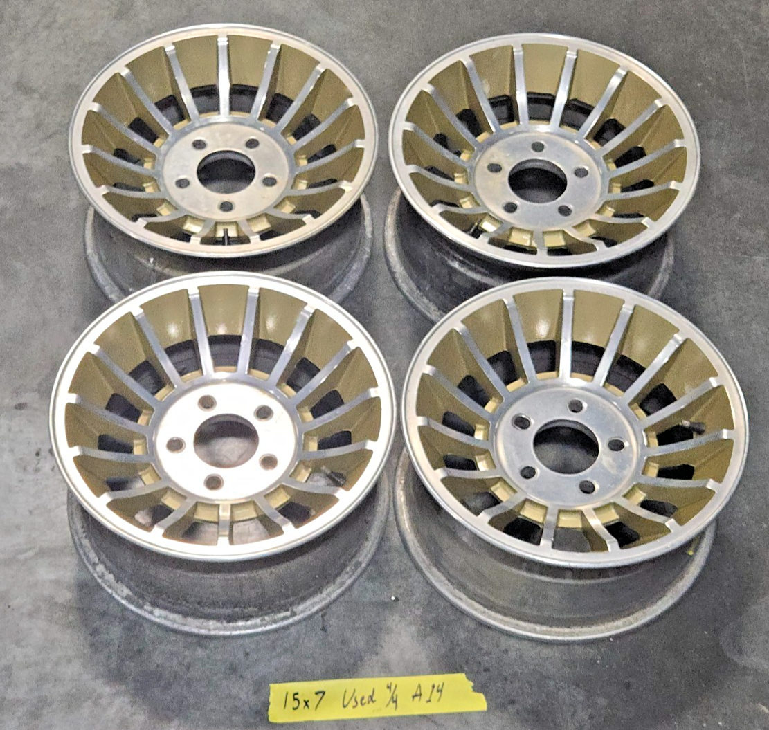 Vintage - 15x7 Western Turbine Wheel Gold 5x5 GM Bolt Pattern