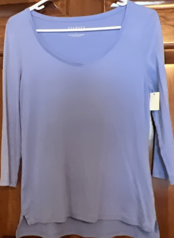 Talbots Solid Periwinkle Weekend Tee Shirt Women Size Small  Stretch Casual