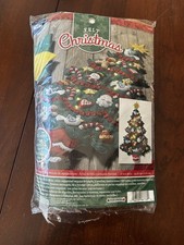 Bucilla Merry And Bright Felt Christmas Wall Hanging 86738 NIP With LED Lights