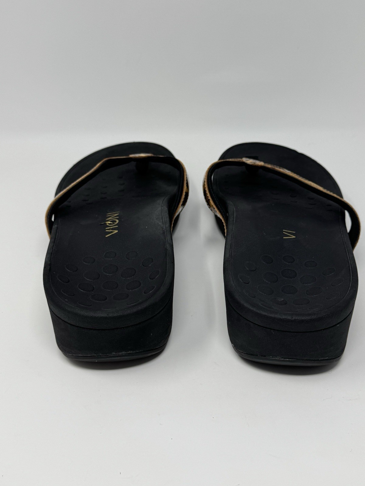 Vionic Hightide Leopard Black Platform Thong Sand… - image 7