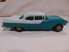 IDEAL 1955 Pontiac Chieftain 2 Door Hardtop WHITE / GREEN