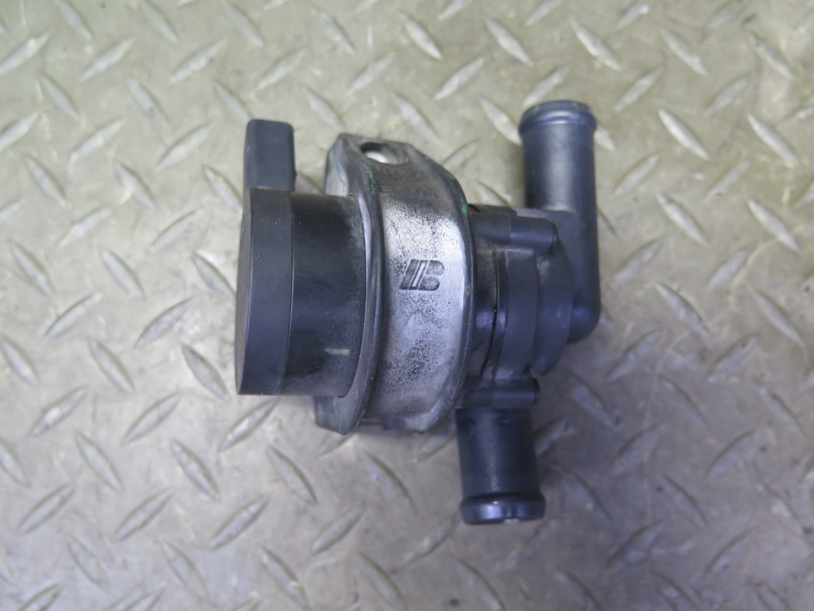 2006-2012 BENTLEY FLYING SPUR 6.0L ENGINE  AUXILIARY WATER COOLANT PUMP SET