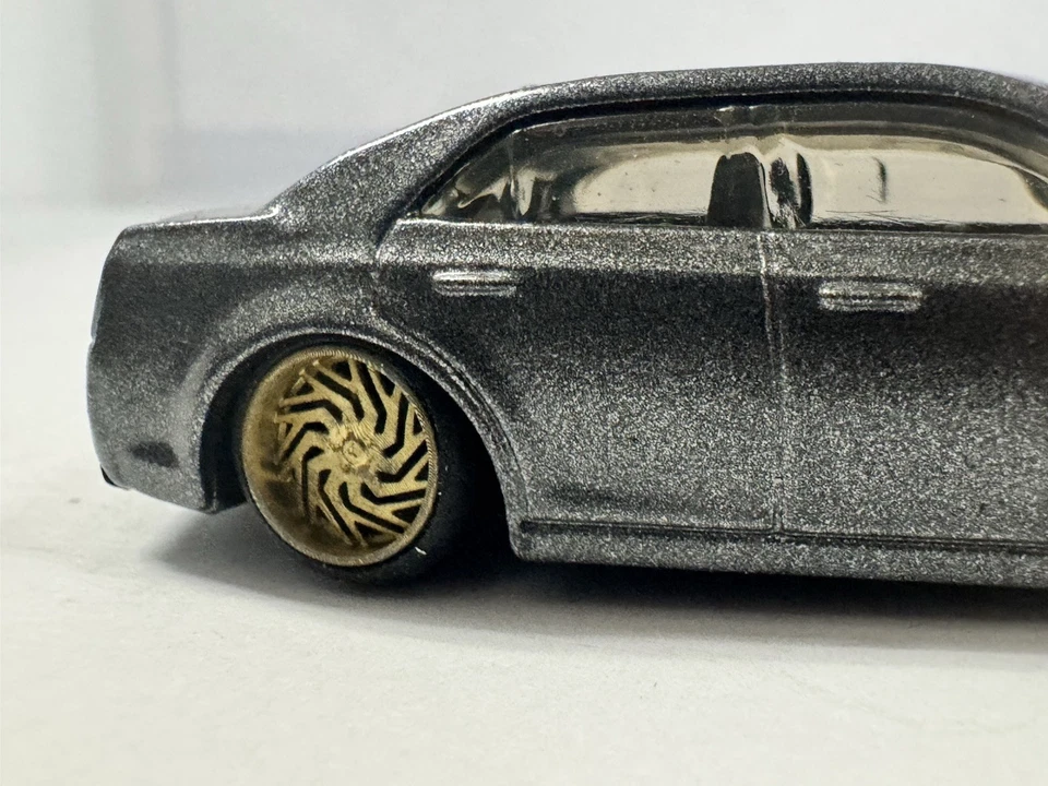 Matchbox MBX Road Trip Gris '15 CHRYSLER 300 Rueda Suelta 3D Intercambio Personalizado Foto 4 de 4