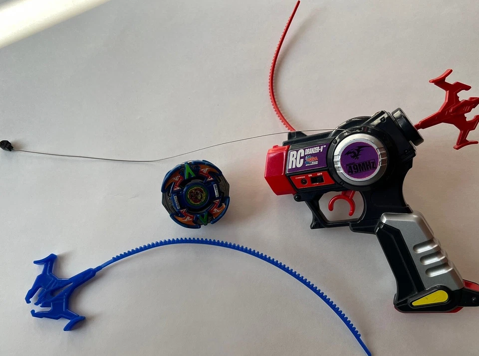 Beyblades Dranzer V2 Hasbro Complete RC Control System Takara - Image 2 of 4