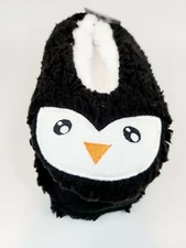 Fuzzy Babba Cozy Slipper Socks Penguin Size 7-9.5 Black & White Furry Warm NEW