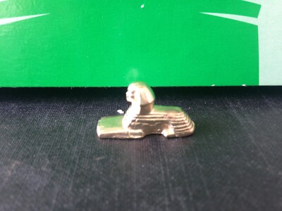 Monopoly Here & Now World Edition Spielstück Medaille Gold Sphinx