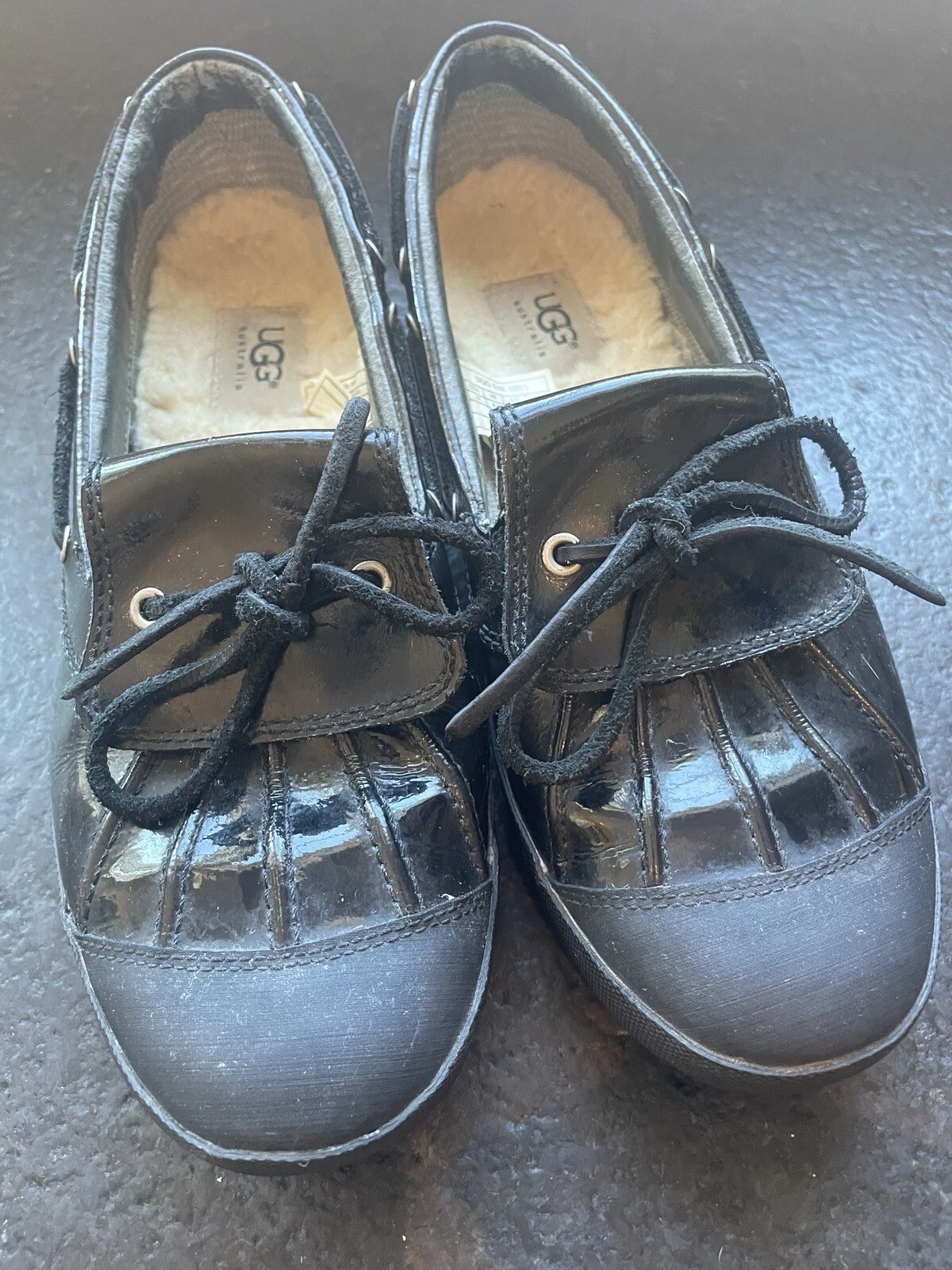 Mocassino slip on UGG donna 10 anatra 1001768 nero pelle cappello casual