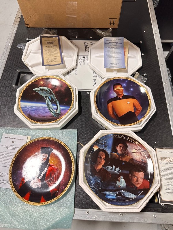 Hamilton Collection Star Trek Collector Plate Lot of 4 COAs TNG Voyager & Ships