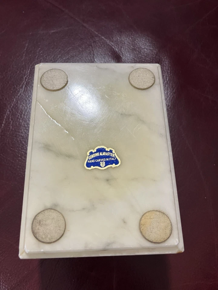 Vintage Genuine ALABASTER Box Made In Italy - Image 2 of 4