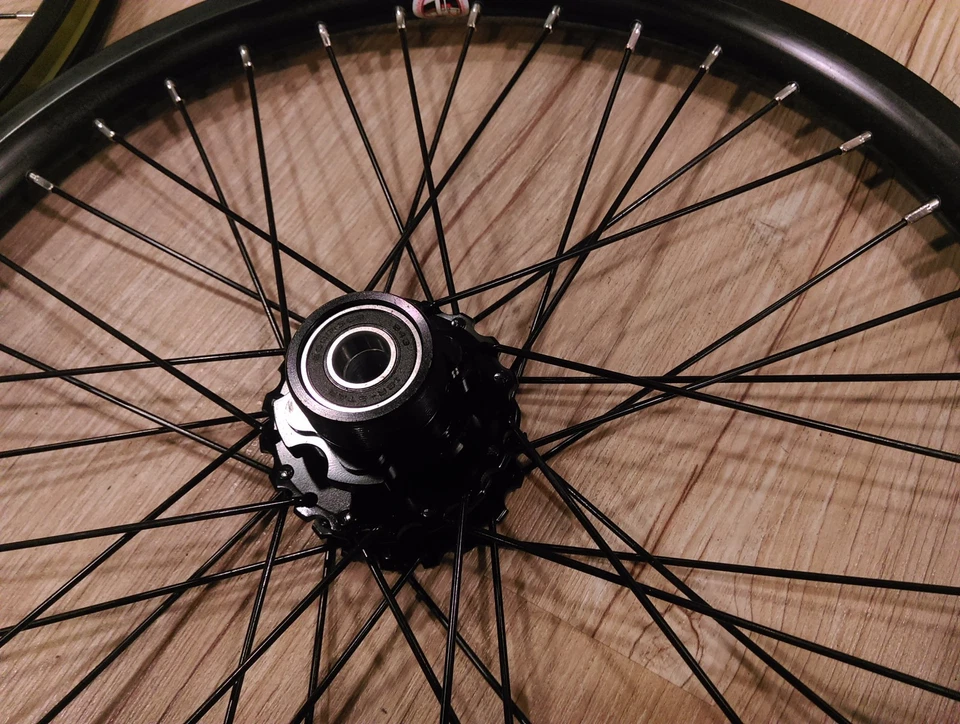 Strida 18" wheel set - black - Image 3 of 4