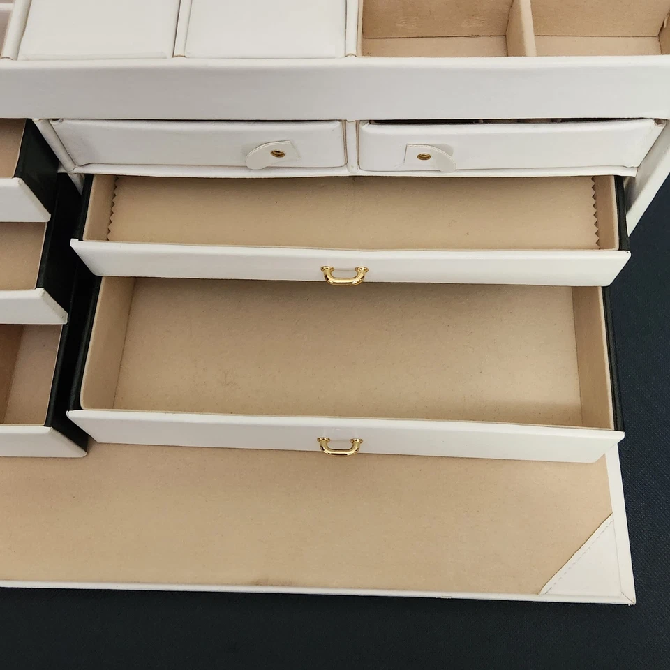 Morelle & Co Leather Domed 3 Layer 7 Drawer White Jewelry Box Brass Locks Handle - Image 4 of 4