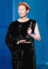 Tilda Swinton "Oscar" autograph signed 20x30 cm picture