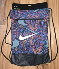 NWT Nike Brasilia Drawstring Bag Unisex Sportswear BA6049-010 Printed Gymsack