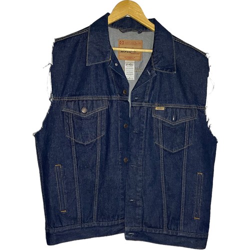 Levi Strauss Sleeveless Trucker Jean 
