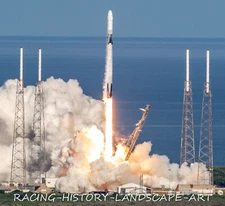 2019 8x10 PHOTO SPACE X ROCKET CAPE KENNEDY FALCON 9 CRS-18 ISS RESUPPLY PAD 40