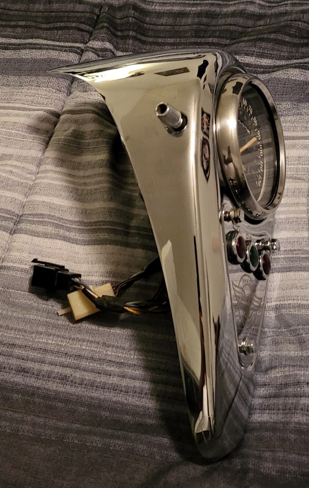 Tank Cover w Speedometer and Instrument Cluster 2000 Kawasaki Vulcan