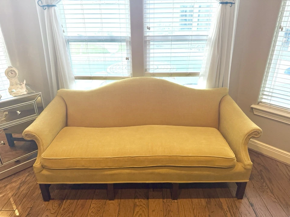 Sofá sofá Chippendale vintage caoba camelback con tapicería nueva Foto 4 de 4