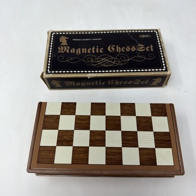 VTG Selecta Portable Magnetic Chess Set With Plastic Pieces Foldable Complete