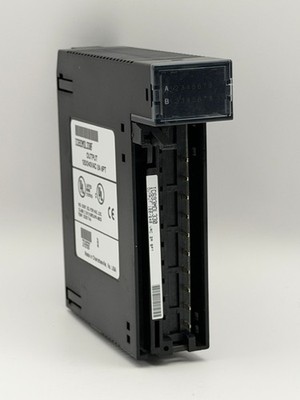 GE FANUC IC693MDL330F Series 90-30 Discrete Input Module