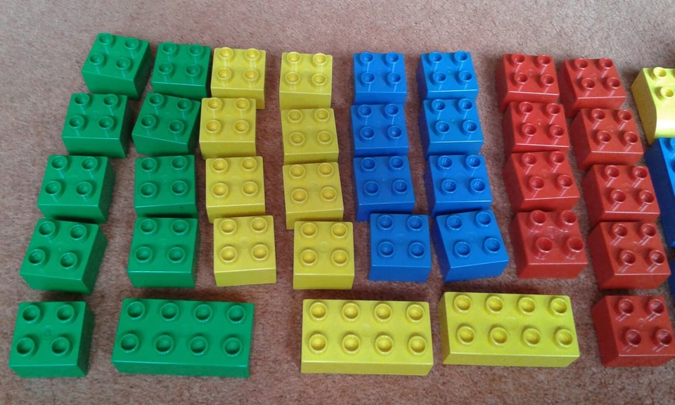 LEGO Duplo 3048 Medium Idea Bucket, photo 3 of 5