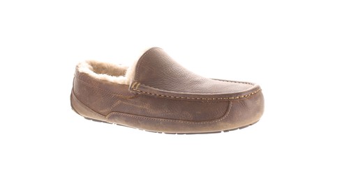 wide ugg slippers