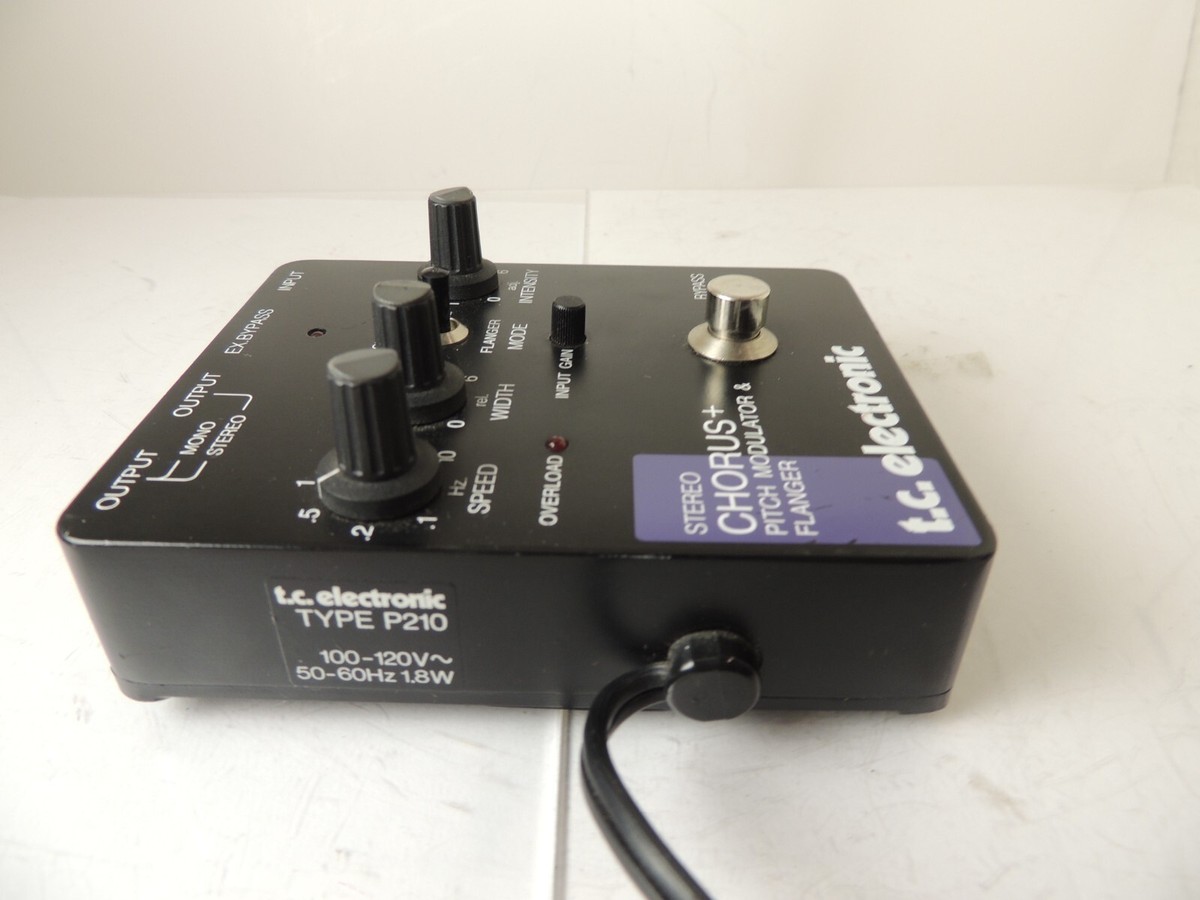 廃盤？t.c. electronic STEREO CHORUS FLANGER TC Electronic Stereo Chorus/Flanger Effects Pedal | zZounds
