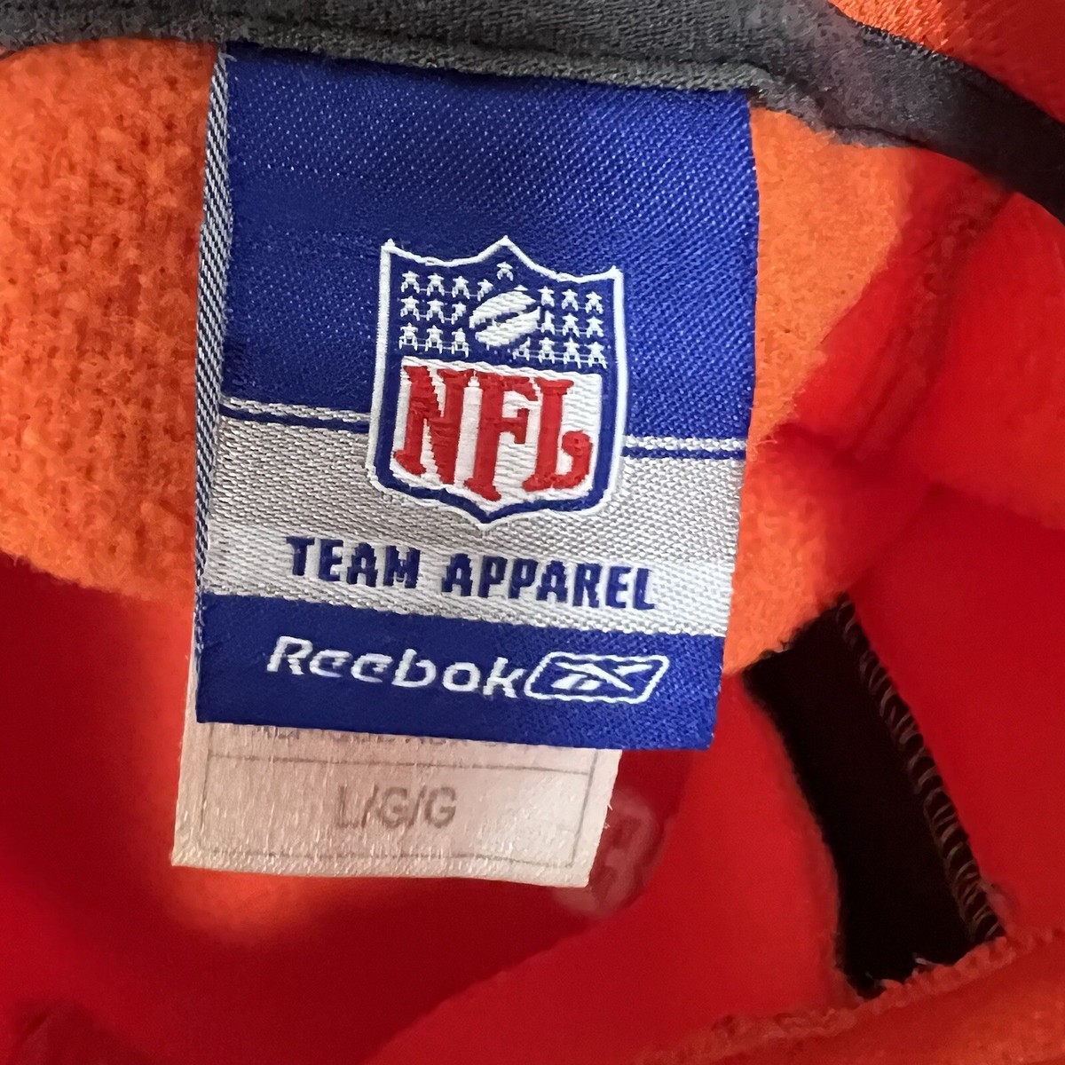 Cleveland Browns Shirt Mens Large Orange Pullover NFL Long Sleeve