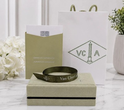 Van Cleef & Arpels VCA Bracelet Box, Bag , Ribbon and Cert
