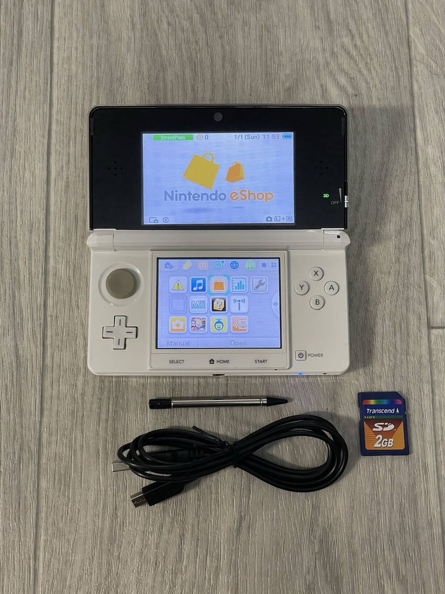 Nintendo 3DS Console White Edition With Charger US SELLER Very