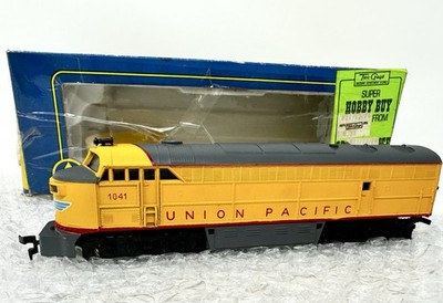 HO Scale AHM 5024K UP Union Pacific FM Diesel Locomotive #1041 Unpowered W/box