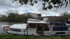 1979 DUTCH RIVER CRUISER - Steel Hull