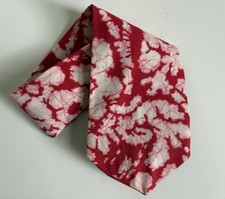 Vintage 70s Batik Style Wide Tie Red w/ White Tie Dye Abstract Flowers