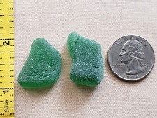 GENUINE BEACH SEA GLASS SURF TUMBLED KELLY GREEN SCAR LINE BONFIRE PENDANT R01