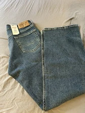 Levi's Strauss & Co. Signature Jeans Men’s 30x30 Relaxed Fit Medium Wash New!