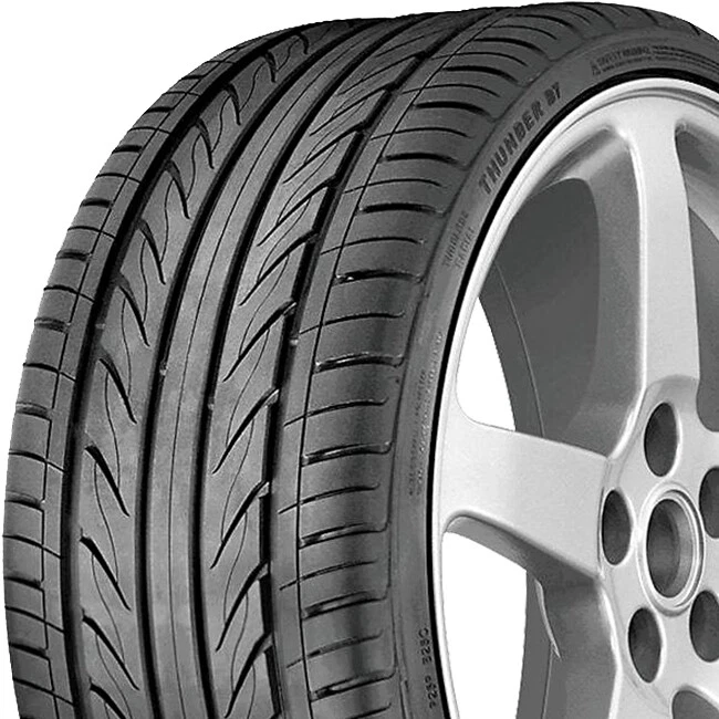 2 Tires Delinte Thunder D7 245/35R20 ZR 95W XL A/S High Performance Foto 2 de 4