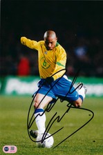 ROBERTO CARLOS SIGNED BRAZIL LEGEND 12X8 PHOTO (ACG CERT AG17133)