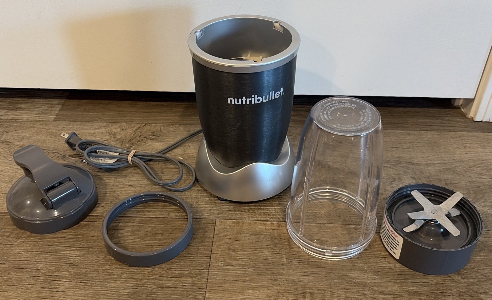Nutri Bullet Magic Bullet NB-101B NBR-0801 600w Hi-Speed Blender