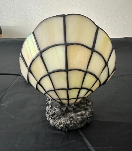 Vintage Tiffany Style Clam Shell, Stained Glass 8” Tall Art Deco Lamp