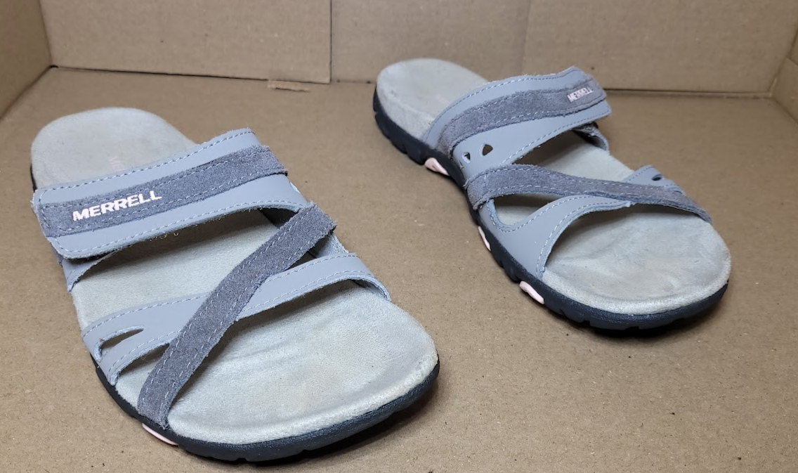 Sandali Merrell Performance Slide in pelle scamosciata regolabili verde salvia usati in ottime condizioni