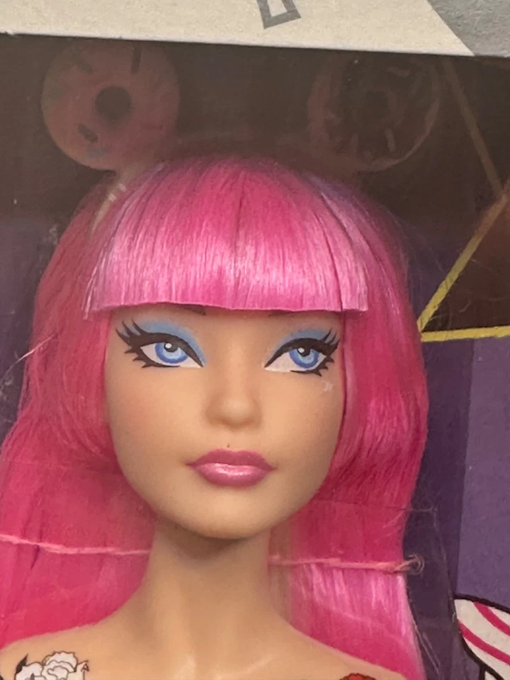 Mattel Black Label 2014 “Tokidoki Barbie” #CMV57 *Sin usar, en caja original* Foto 2 de 4