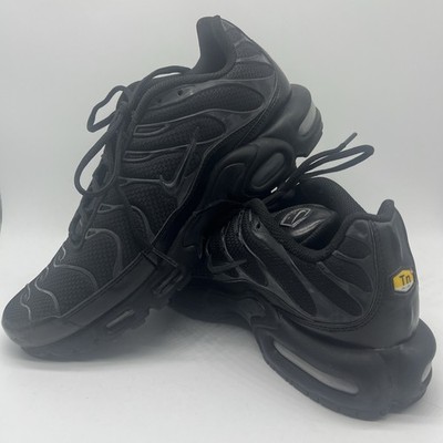 Nike Air Max Plus Triple Black Men s Size 10.5 604133-050 Shoes