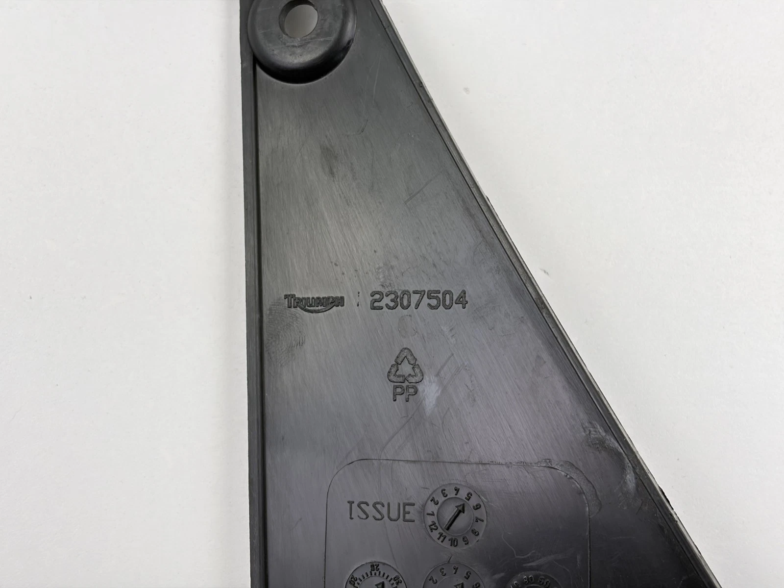 T2307504 | Triumph | Left Radiator Infill