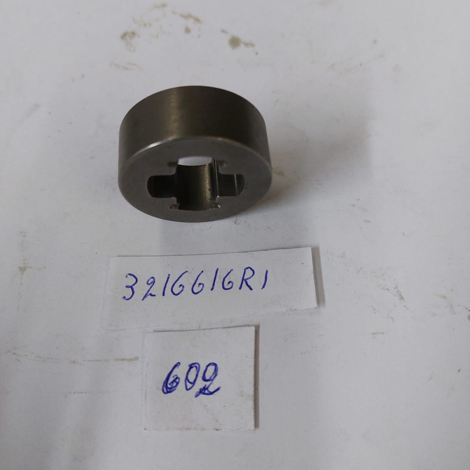 NOS NEW TRACTOR PARTS 3216616R1 CAM Case parts 744, 644, 533, 844S  