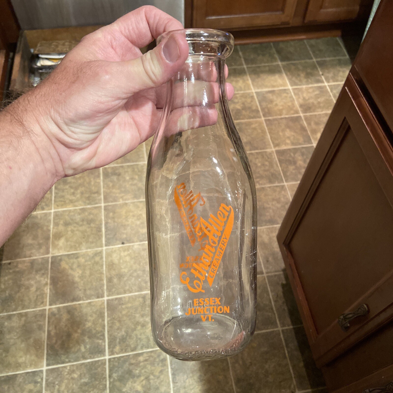 Rare Ethan Allen Creamery ACL Quart Milk Bottle Essex Junction Vermont