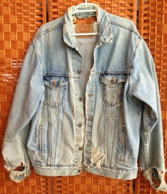 distressed levis jeans