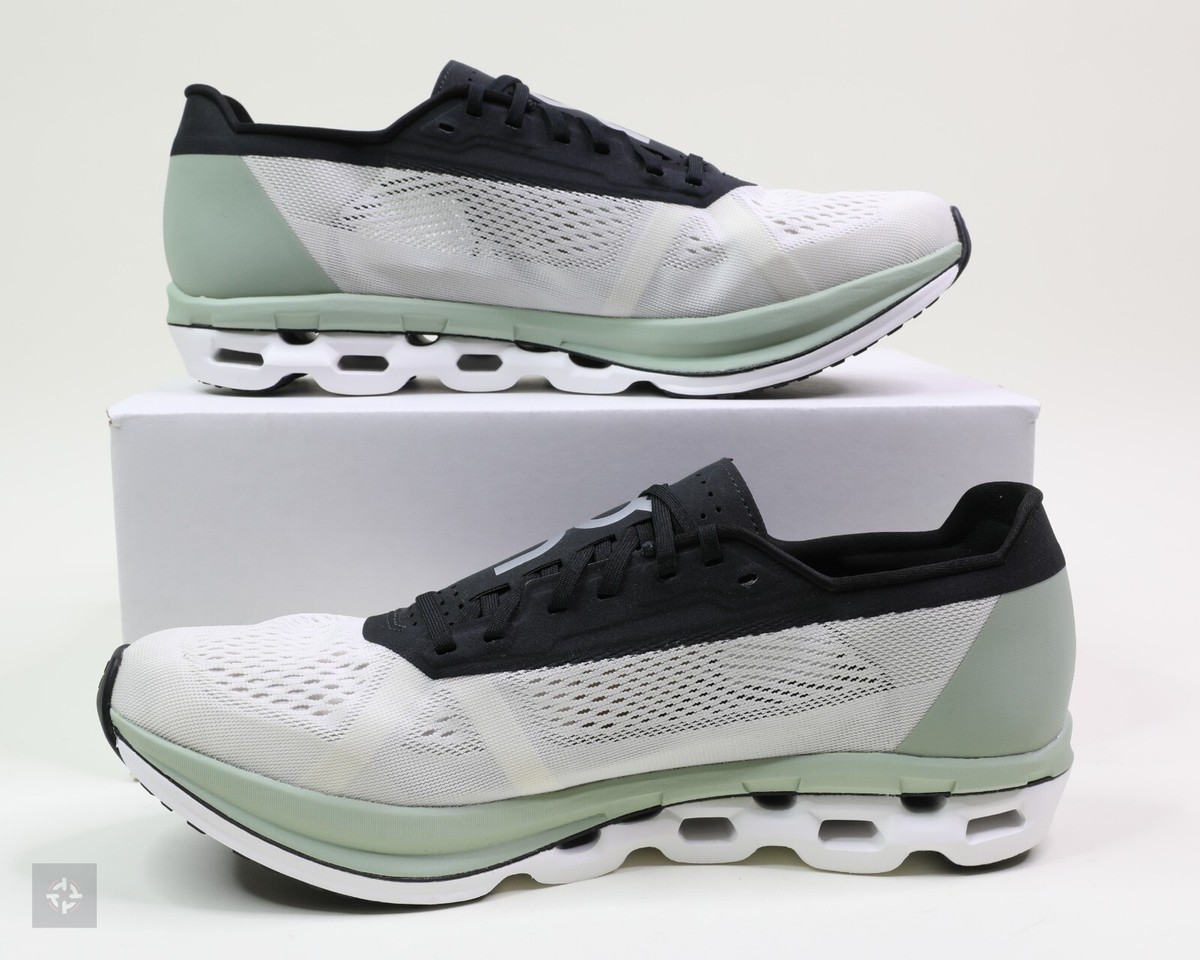 On Cloudboom Running shoes green black white 11.5 Amazon.com | On 57.98995 Cloud Boom Echo Running Shoes, M  main image 4