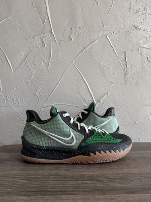 kyrie 4 the academy