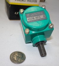 *NEW IN FACTORY BOX* ALLEN-BRADLEY 802M-NPX LIMIT HEAD SWITCH SERIES A (320)