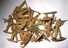 15 x Airfix Toy Soldiers German Afrika Korps 1/32 Scale bundle